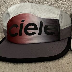 CIELE Athletics black halo running hat